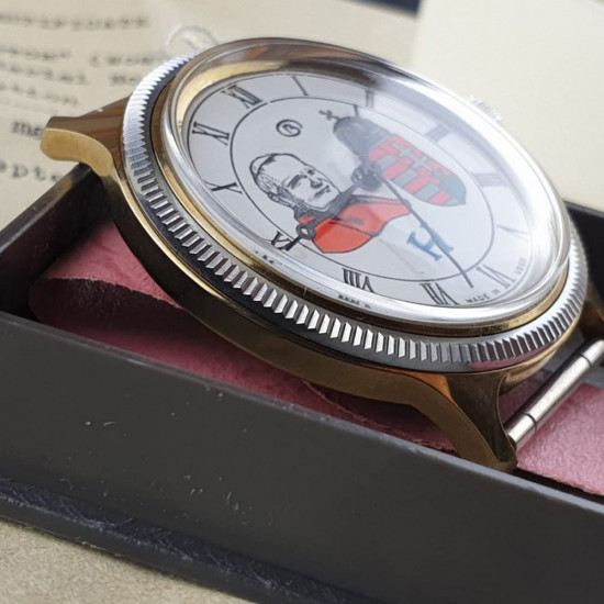 Montre soviétique vintage « Pape Jean-Paul II » Montre-bracelet mécanique soviétique originale « Vostok » Montre-bracelet URSS avec documents Cadeau vintage soviétique