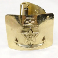 Los infantes de marina de la marina de militares rusos del ejército soviético se tuercen para el cinturón Los infantes de marina de la marina de militares rusos del ejército soviético se tuercen para el cinturón