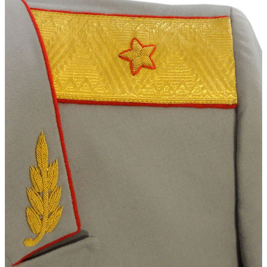 L`uniforme de généraux original de 100 % avec la main a fait la broderie