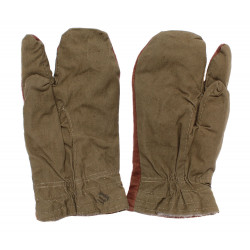 Gants d`hiver de soldats militaires soviétiques Gants d`hiver de soldats militaires soviétiques