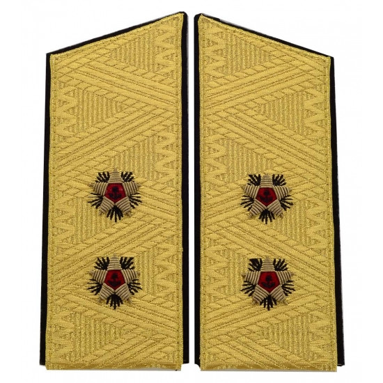 Vice-amiral de la marine soviétique défilé uniformes épaulettes