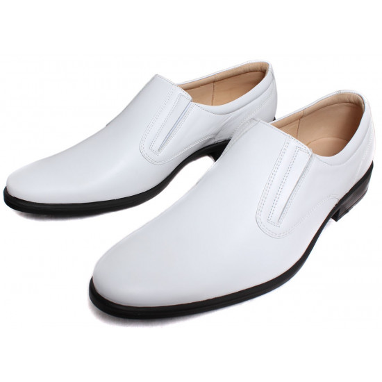 Cuir blanc défilé chaussures de Moscou