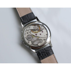 Montre mécanique noire transparente russe Molniya Montre mécanique noire transparente russe Molniya