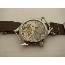 Montre mécanique russe blanche Molniya TRANSPARENT Montre mécanique russe blanche Molniya TRANSPARENT