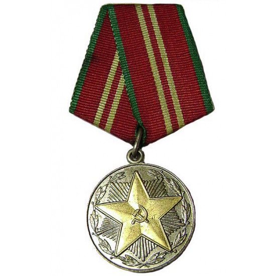 Médaille russe depuis 15 ans de service dans les forces armées de l`urss