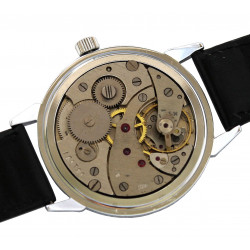 La montre russe Molnija Arms of the Soviet Union URSS La montre russe Molnija Arms of the Soviet Union URSS