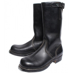 WWII Bundeswehr leather boots for High Ranking German Officers with Continental sole WWII Bundeswehr leather boots for High Ranking German Officers with Continental sole