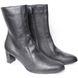 Weibliche Offiziere Russische Armee Sowjetische schwarze Lederschuhe auf Absätzen EU 41 Weibliche Offiziere Russische Armee Sowjetische schwarze Lederschuhe auf Absätzen EU 41