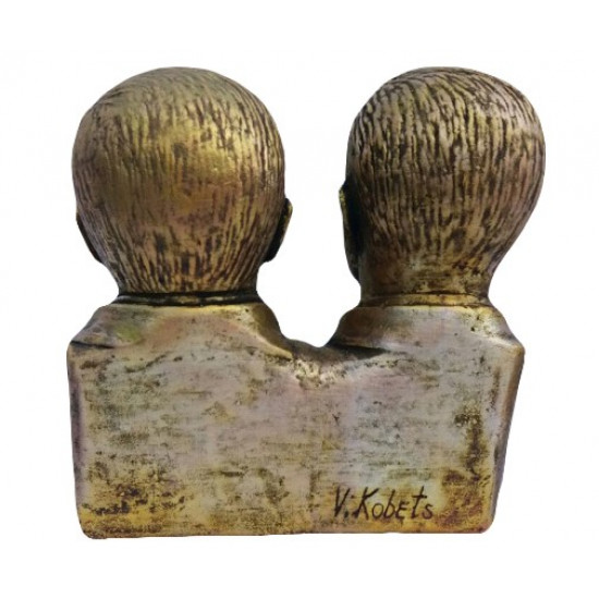 Busto de bronce del Pacto Molotov-Ribbentrop