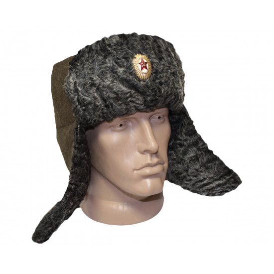 Militärische Winterohrklappen der russischen Staatssicherheit haben ushanka