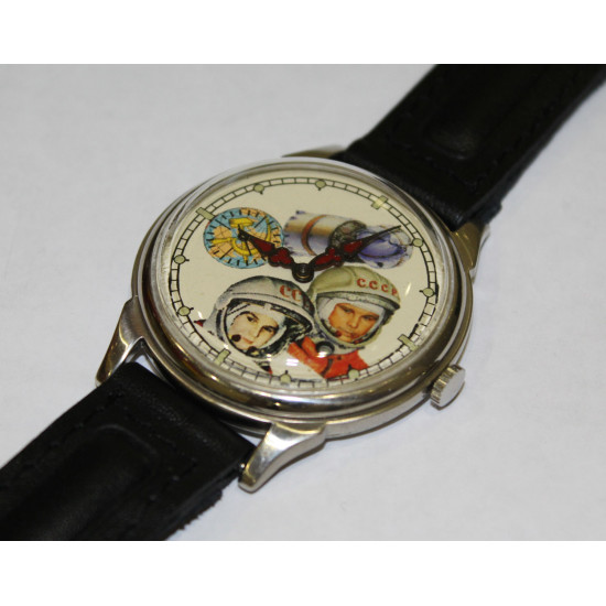 Rare Soviet Mechanical wrist Watch "MOLNIJA / Molnia" Y. Gagarin and V. Tereshkova SPACE