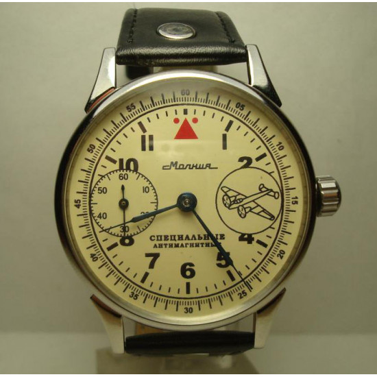 Special antimagnetic Soviet mechanical wrist watch molnija 