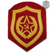 Les militaires russes militaires rouges soviétiques rapiècent l`infanterie Les militaires russes militaires rouges soviétiques rapiècent l`infanterie