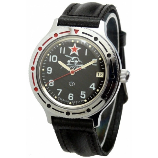 Le char militaire russe force la pierre de montre de commandant vostok 921306 31